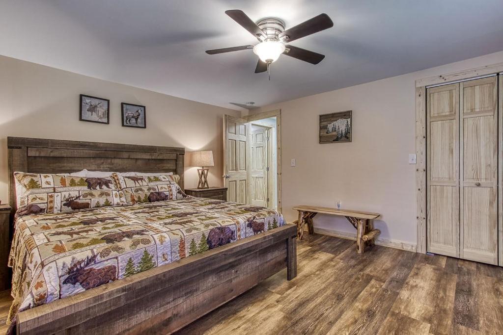גטלינבורג Whispering Winds, Hot Tub, Game Room, Wifi, 1089 Free Tickets Each Paid Day, Dollywood And More מראה חיצוני תמונה