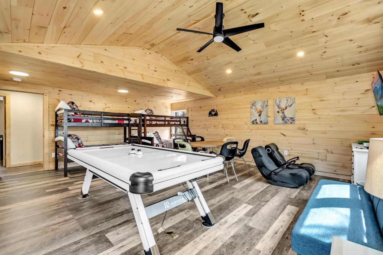 גטלינבורג Whispering Winds, Hot Tub, Game Room, Wifi, 1089 Free Tickets Each Paid Day, Dollywood And More מראה חיצוני תמונה