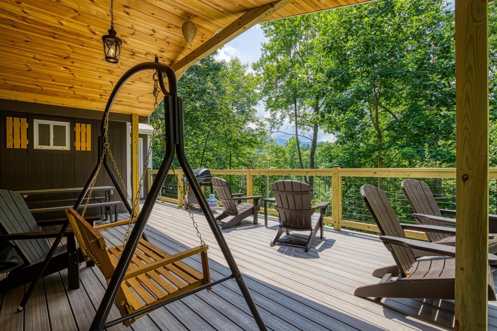גטלינבורג Whispering Winds, Hot Tub, Game Room, Wifi, 1089 Free Tickets Each Paid Day, Dollywood And More מראה חיצוני תמונה